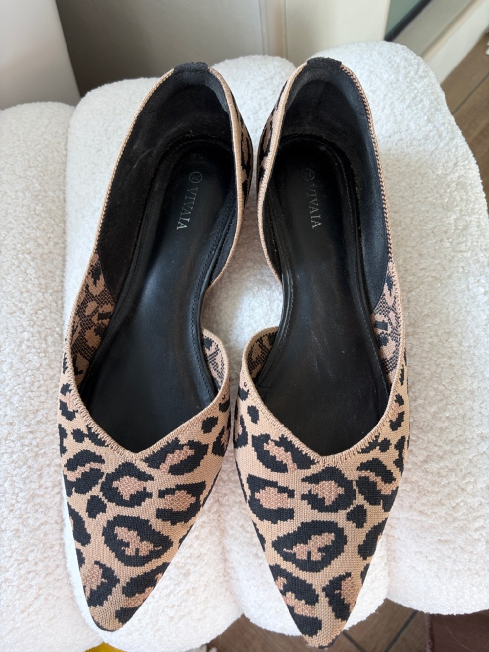 Viviana Leopard Knit Pointed Toe Flats in Beige and Black